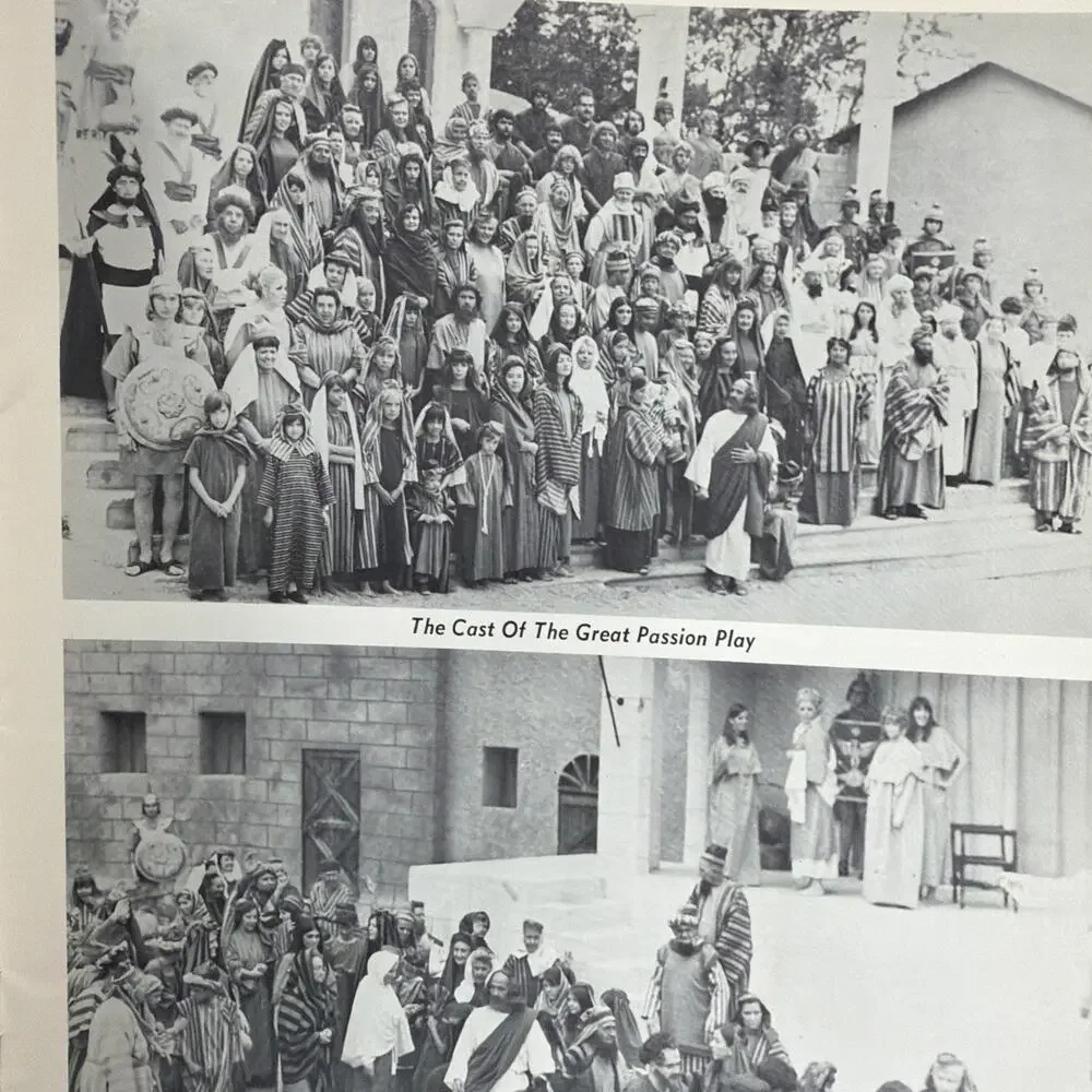 The Great Passion Play Souvenir Program Eureka Springs, Arkansas‎